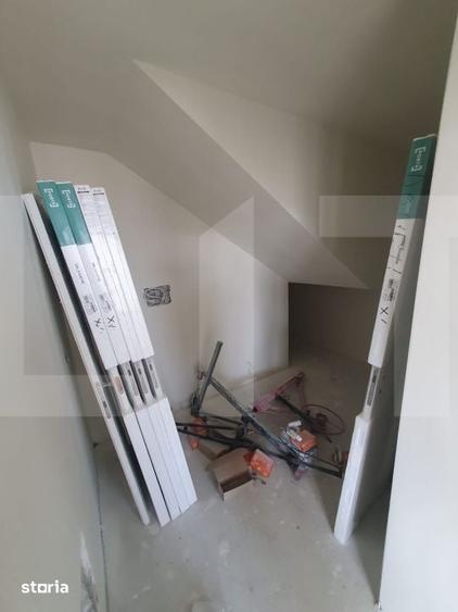 Casă cu 5 camere cu Teren 604 Mp în Ronaț
