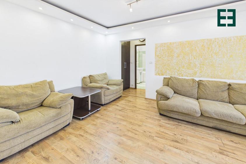 Apartament cu 4 camere semidecomandat, mobilat în Micălaca