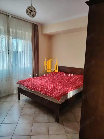 Apartament cu 3 camere decomandat, mobilat în Prundu