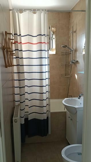 Apartament cu 2 camere nedecomandat în Gemenii