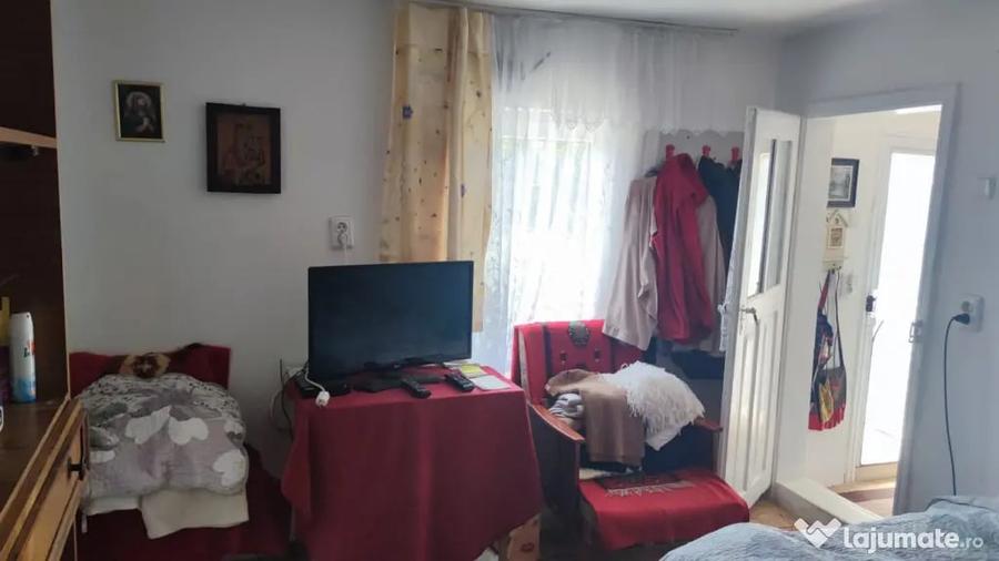 Casă cu 2 camere cu Teren 2000 Mp în David