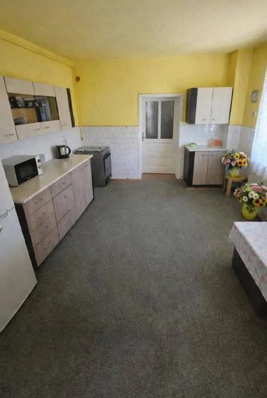 Casă cu 3 camere cu Teren 540 Mp în Central