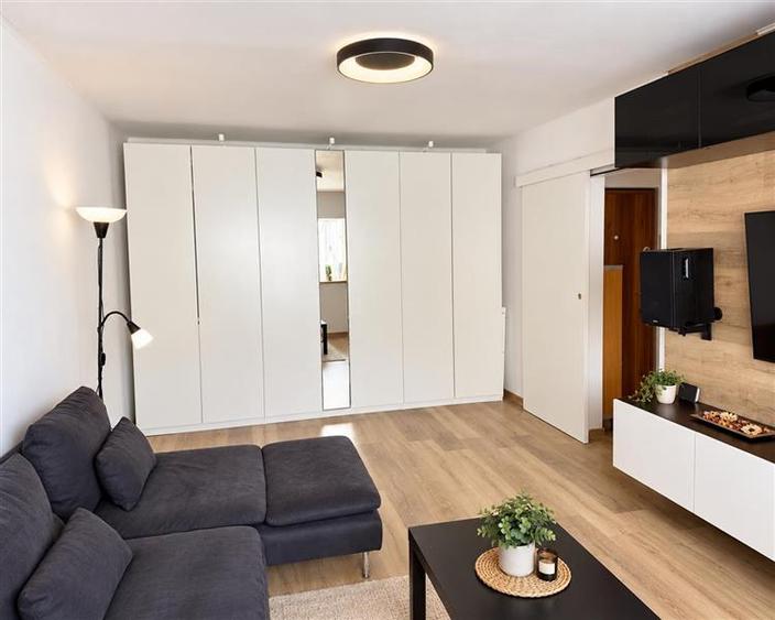 Apartament cu 2 camere decomandat în Griviței