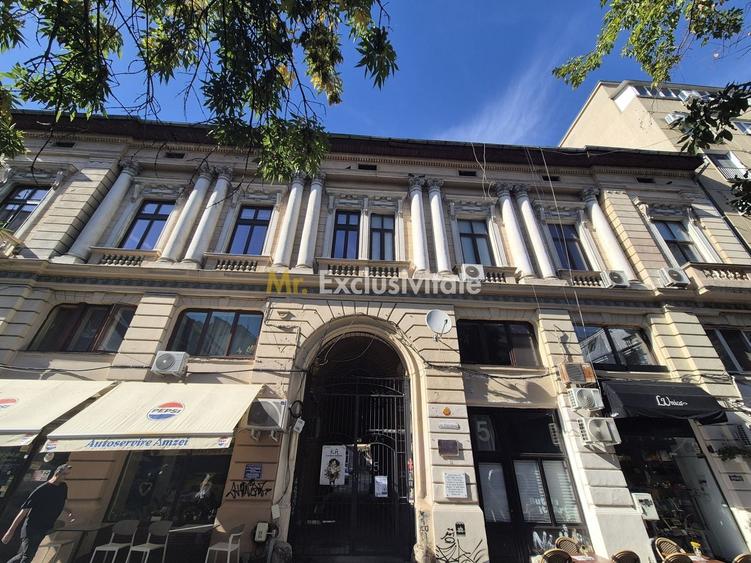 Apartament cu 3 camere decomandat în Amzei