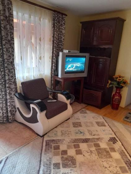 Casă cu 4 camere în Gârliște