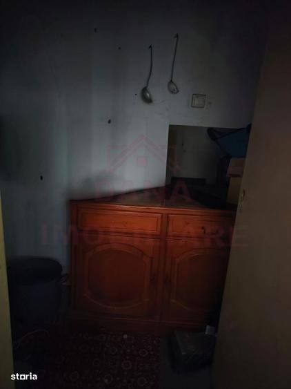 Casă cu 4 camere cu Canalizare în Central