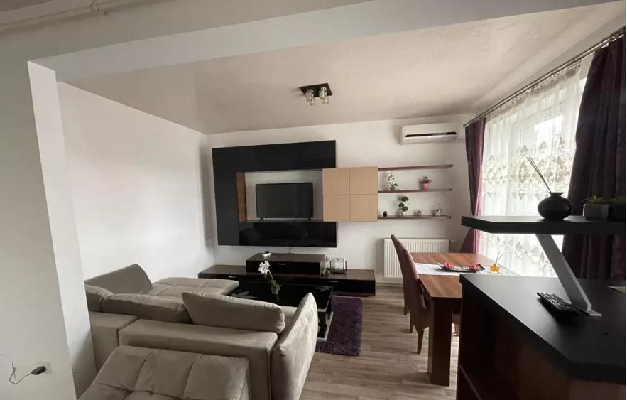 Apartament cu 3 camere decomandat, mobilat în Bartolomeu