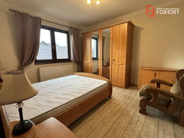 Casă cu 3 camere cu Teren 100 Mp în Buziașului