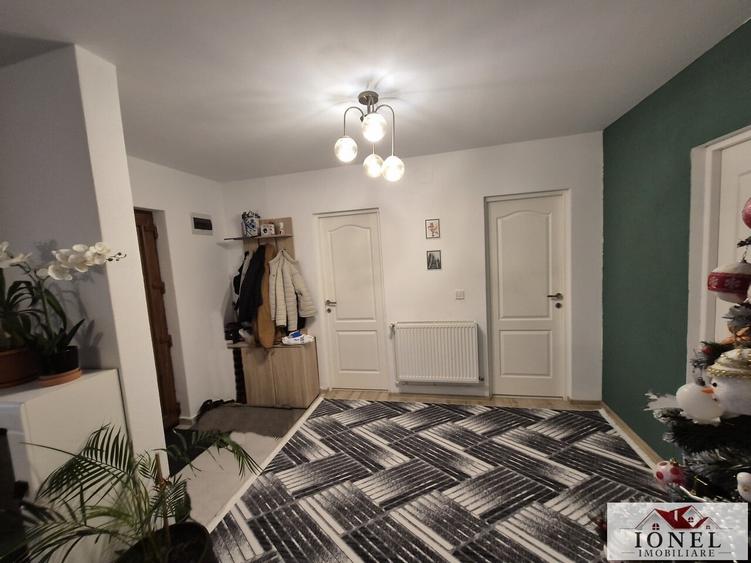 Casă individuală cu 3 camere cu Teren 1521 Mp în Sântimbru