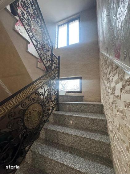 Casă cu 6 camere cu Teren 295 Mp în Rădăuți