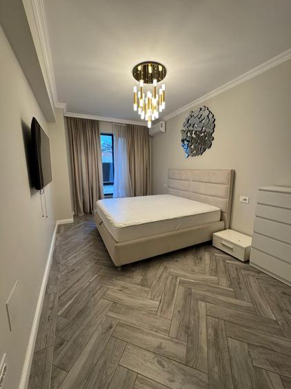 Apartament cu 3 camere semidecomandat în Voluntari