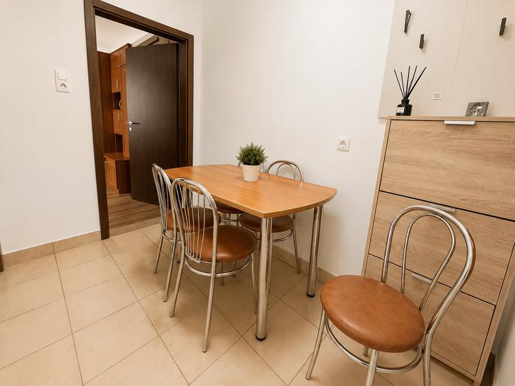Apartament cu 2 camere în Girocului