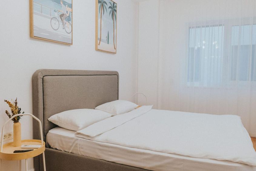 Apartament cu 3 camere în Centru Civic