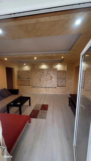 Apartament cu 3 camere în Republicii