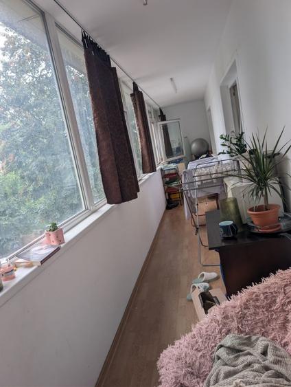 Apartament cu 3 camere decomandat în Nicolina