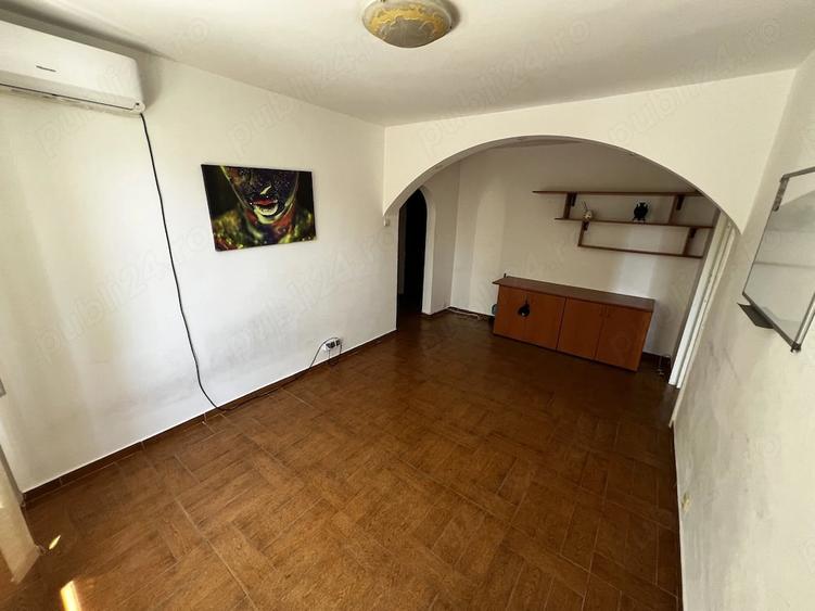 Apartament cu 2 camere semidecomandat în Ozana