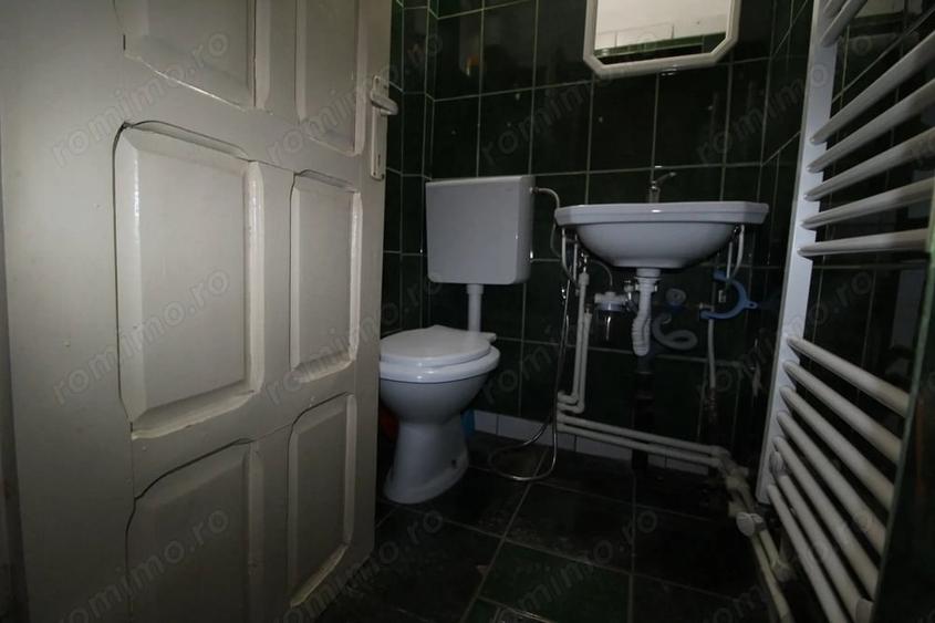 Spațiu comercial, de 75 mp, în Central