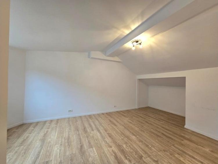 Apartament cu 8 camere în Dorobanți