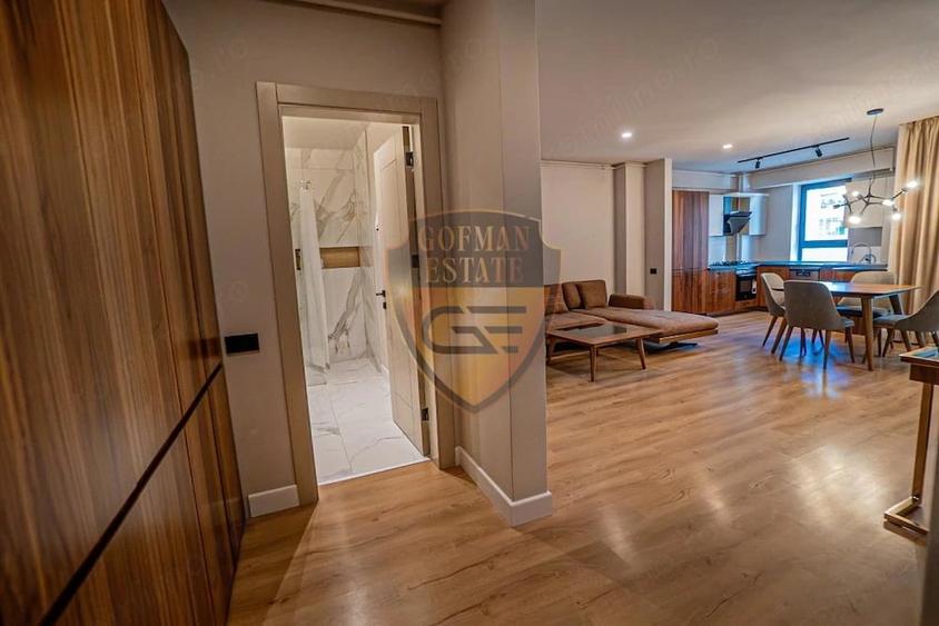 Apartament cu 2 camere decomandat în Universitate