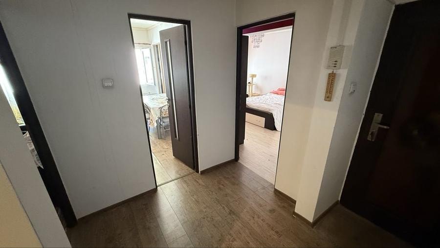 Apartament cu 2 camere decomandat în Exterior Vest