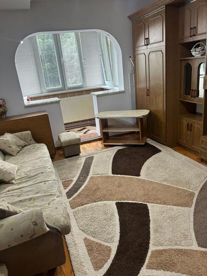 Apartament cu 2 camere semidecomandat în George Enescu
