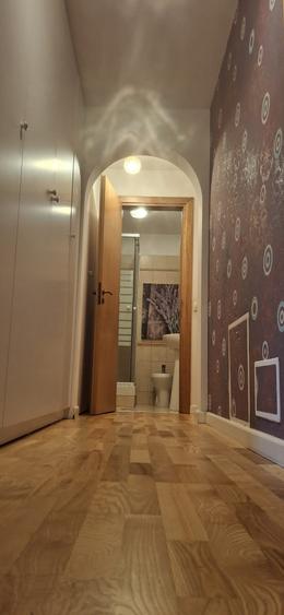 Apartament cu 4 camere decomandat, mobilat în Vitan Mall