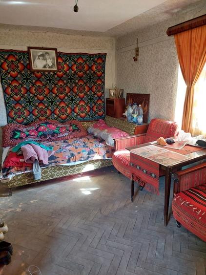 Casă cu 3 camere în Central