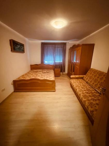 Apartament cu 2 camere decomandat în Mărăței