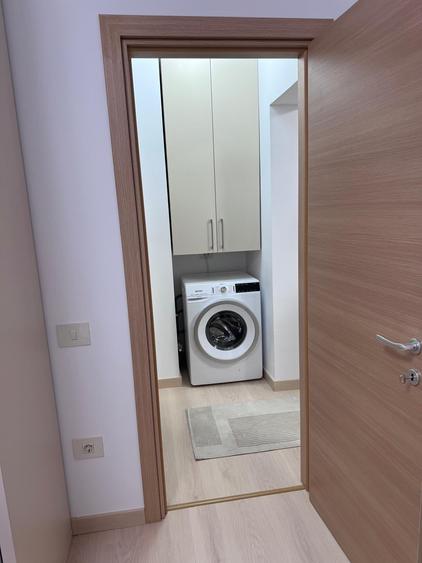 Apartament cu 2 camere semidecomandat în Tomis III