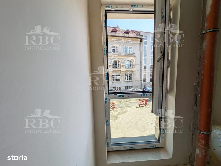 Apartament cu 4 camere în Central