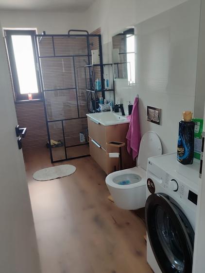 Casă cu 3 camere în Central