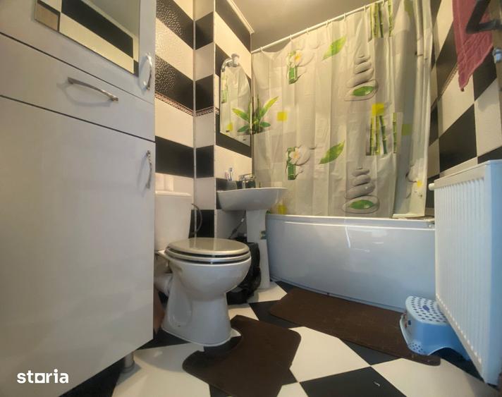 Apartament cu 2 camere semidecomandat în Micro 11