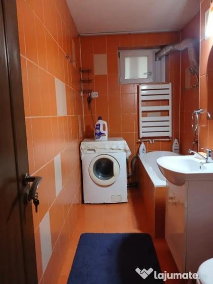 Apartament cu 2 camere nedecomandat în Central