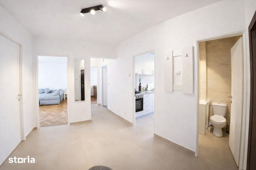 Apartament cu 3 camere decomandat în Plopilor