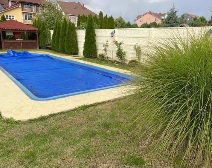 Casă cu 3 camere cu Teren 1500 Mp în Exterior Vest