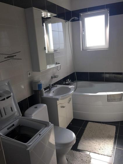 Apartament cu 2 camere decomandat în Ultracentral