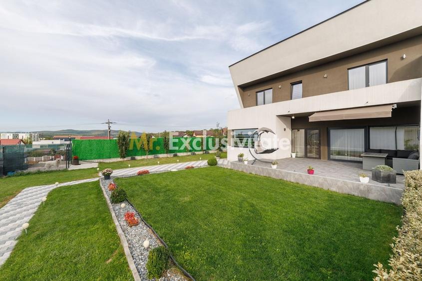 Casă individuală cu 5 camere cu Canalizare în Exterior Sud