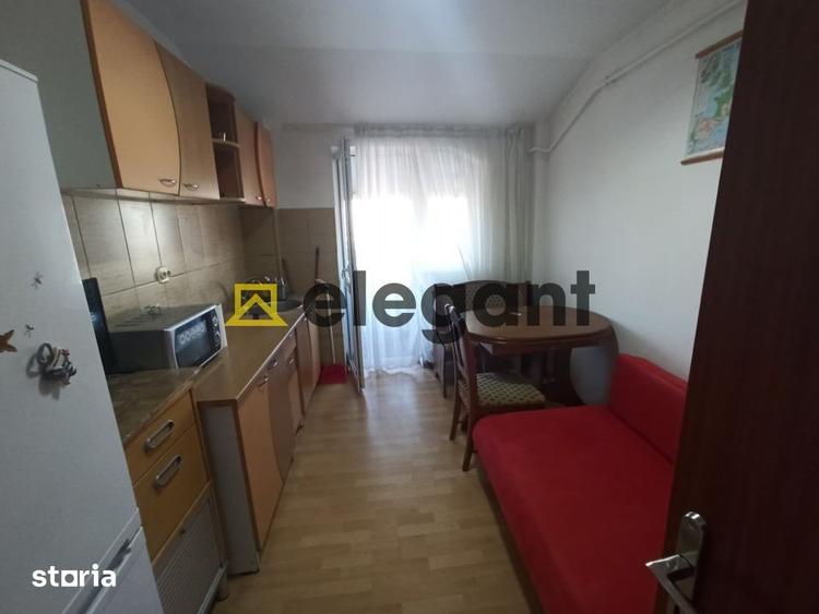 Apartament cu 2 camere decomandat, mobilat în Craiovița Nouă