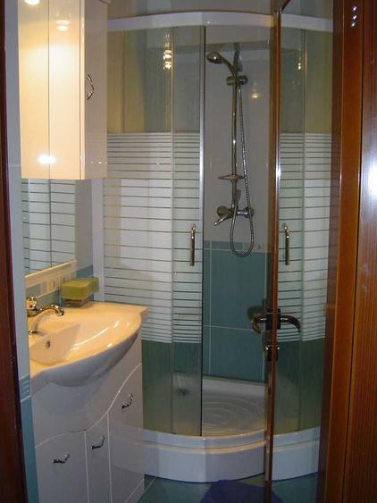 Apartament cu 2 camere decomandat, mobilat în Orizont