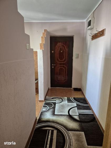 Apartament cu 2 camere semidecomandat în Confecții