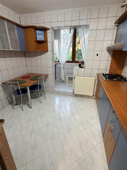 Apartament cu 2 camere decomandat în Sebastian