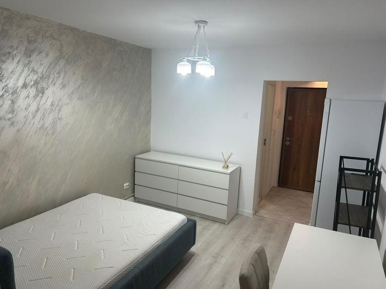 Garsonieră decomandată în Alexandru cel Bun