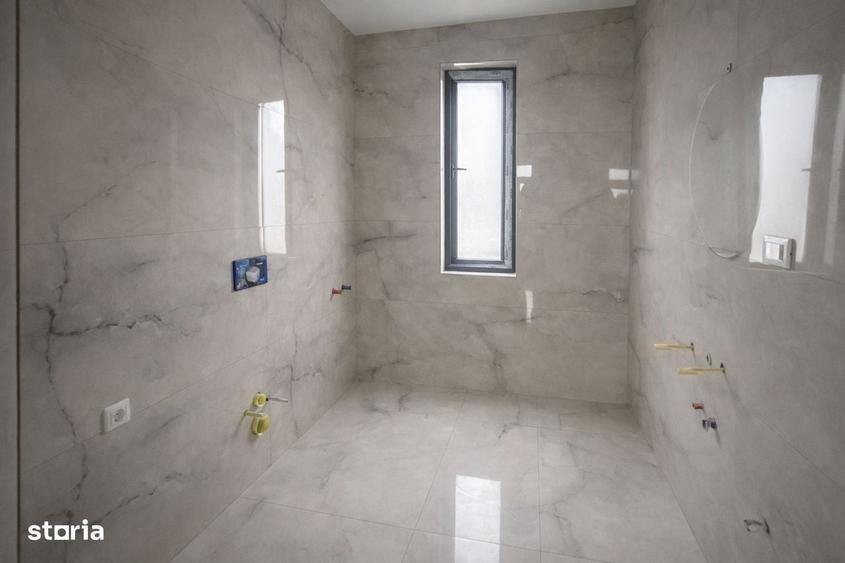 Casă cu 3 camere cu Teren 420 Mp în Tomești