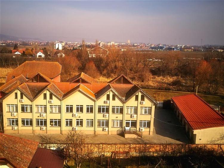 Spațiu comercial, de 1,299 mp, în Rovinari