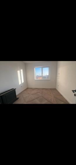 Apartament cu 2 camere în Plopi