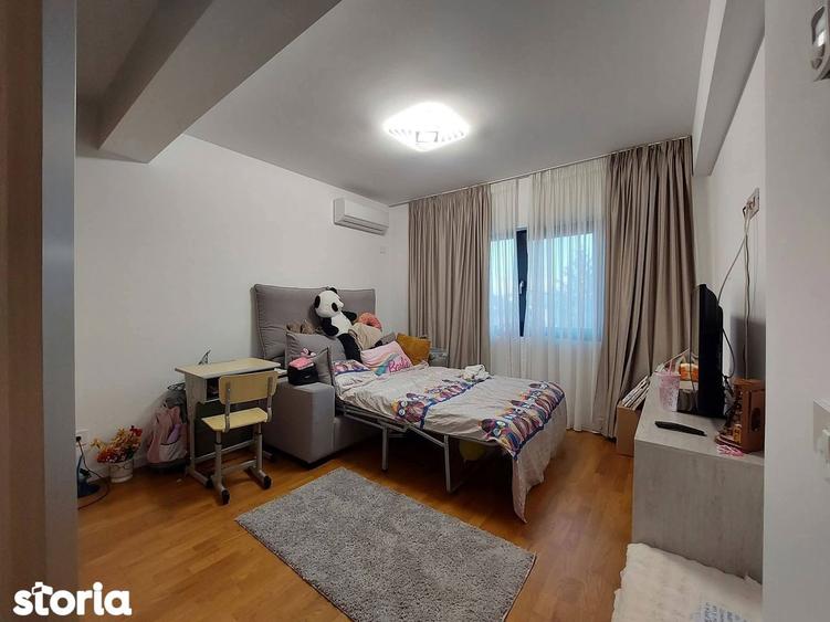Casă cu 5 camere cu Teren 313 Mp în Dobroești