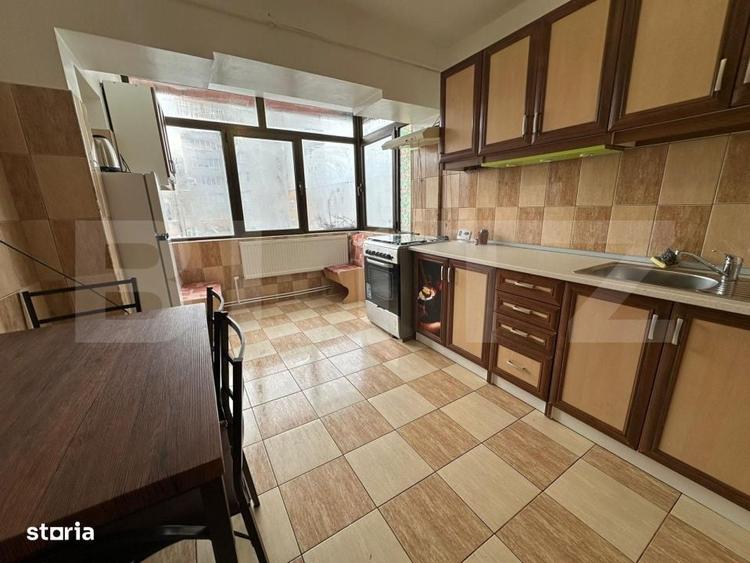 Apartament cu 3 camere decomandat în Obcini