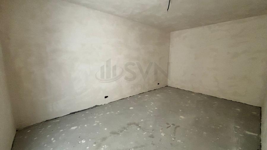 Apartament cu 4 camere decomandat în Aviației