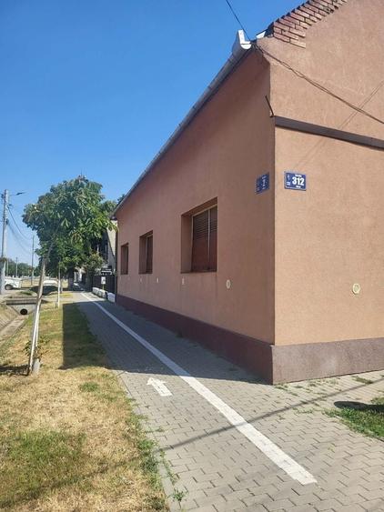 Casă cu 3 camere în Central
