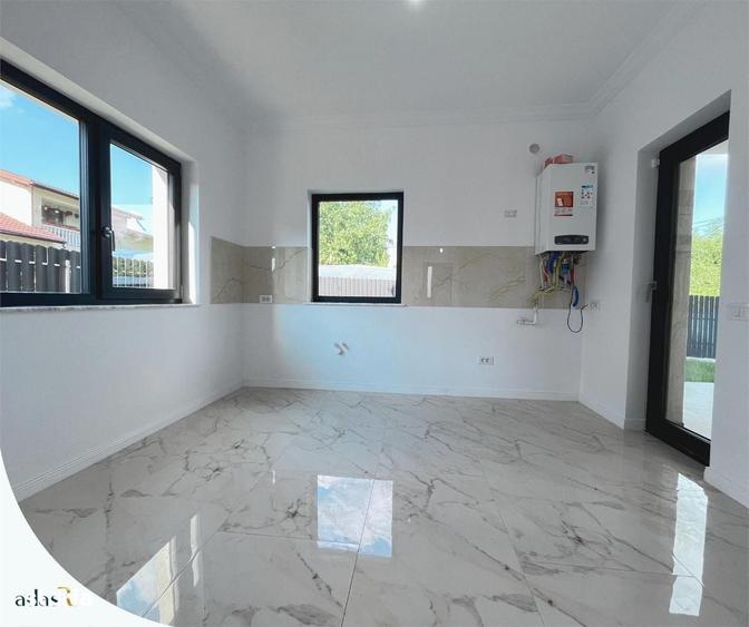 Casă cu 4 camere în Valea Ursului